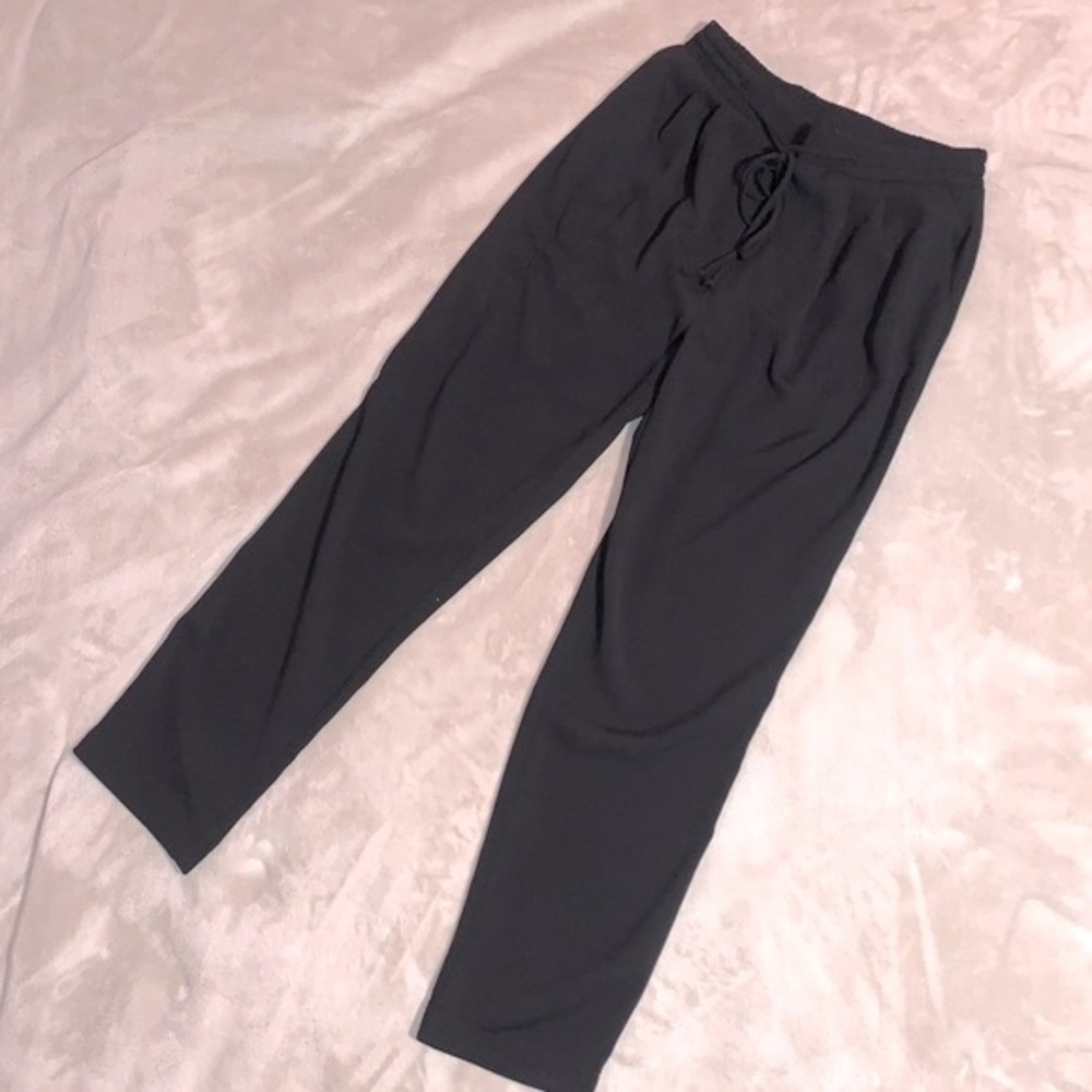 Chiffon Straight Leg Pant (M)